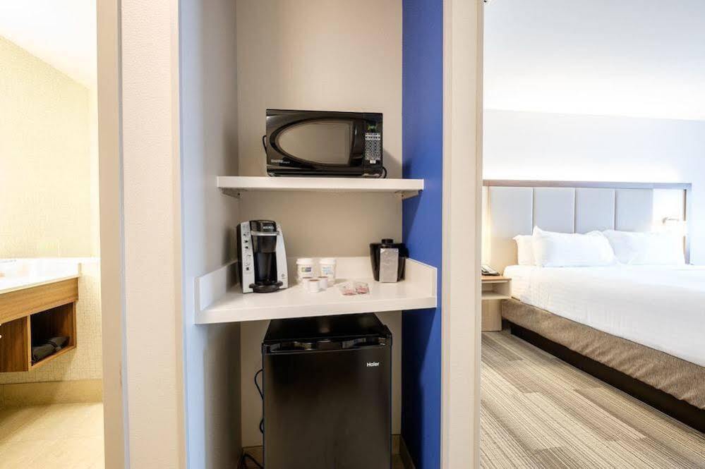 Holiday Inn Express & Suites Eagan - Minneapolis Area By Ihg Екстер'єр фото
